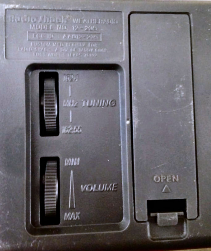 RadioShack Weatheradio Alert {USA Catalog Number: 12-239}